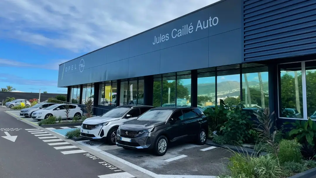 Location de voiture chez votre concessionnaire Peugeot