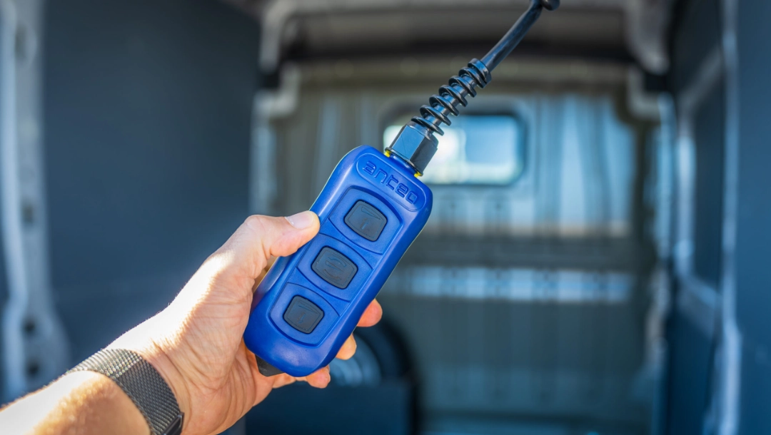 ADA Réunion location, Catégorie Camion 10-12m³ avec Hayon