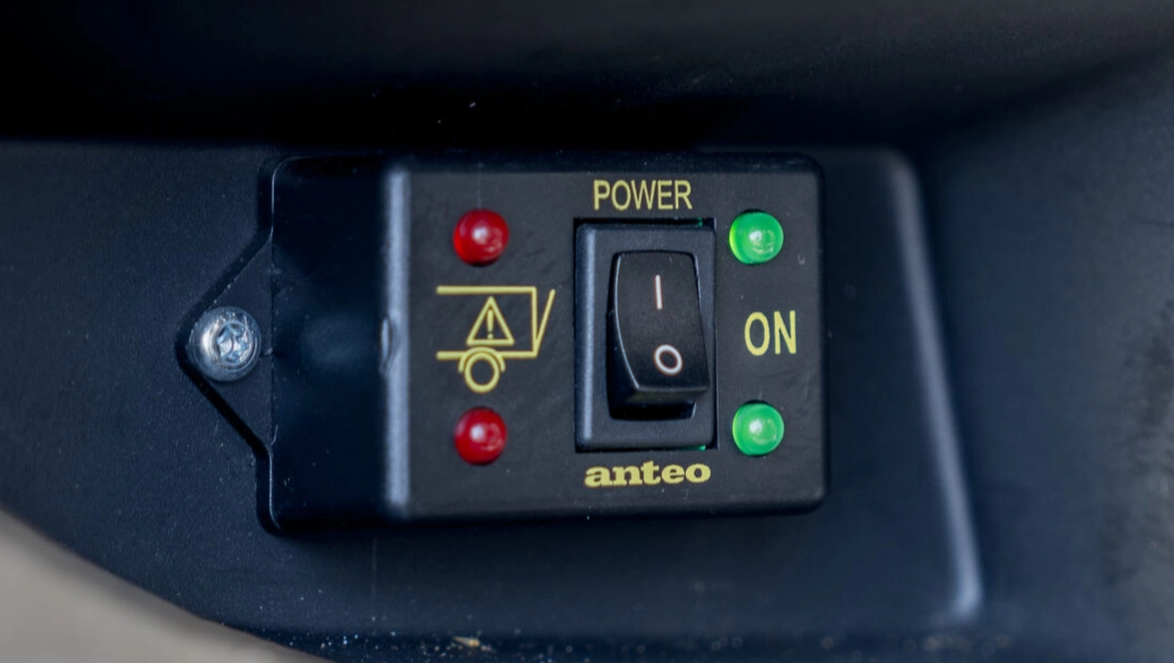 ADA Réunion location, Catégorie Camion 10-12m³ avec Hayon