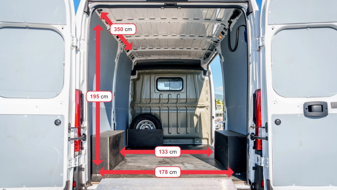 ADA Réunion location, Catégorie Camion 10-12m³ avec Hayon