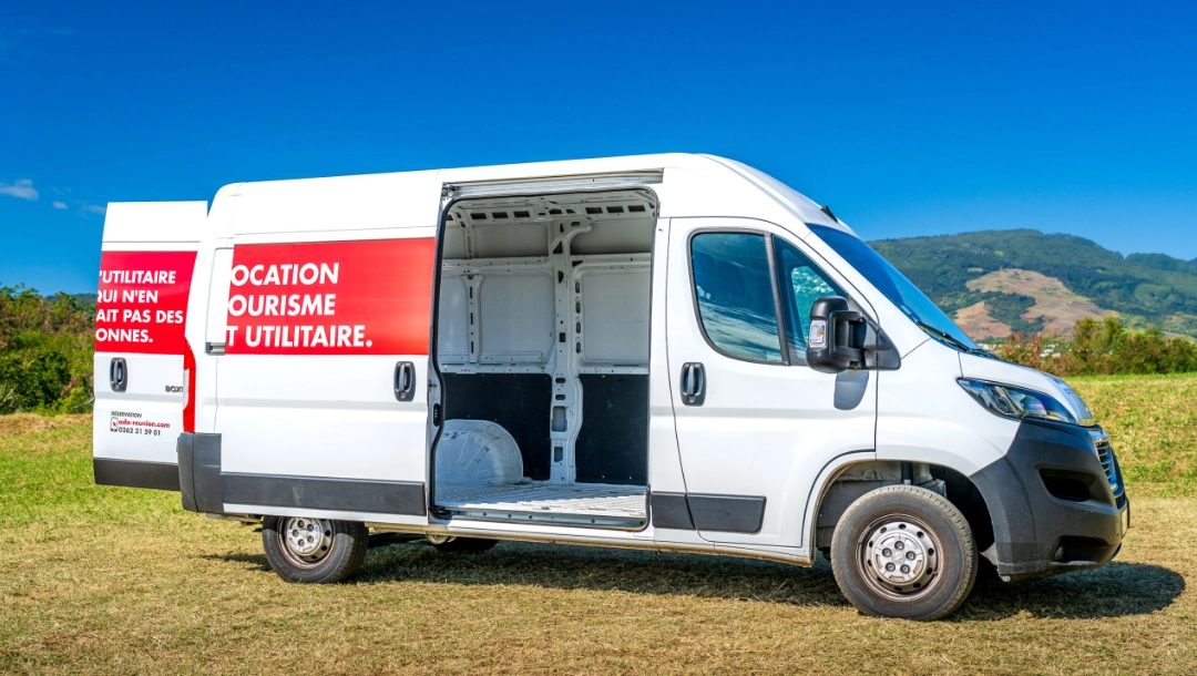 ADA Réunion location, Catégorie Camion 10-12m³