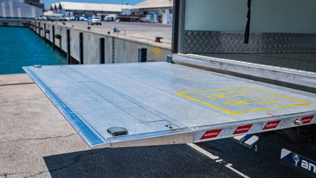 ADA Réunion location, Catégorie Camion cellule 15m³