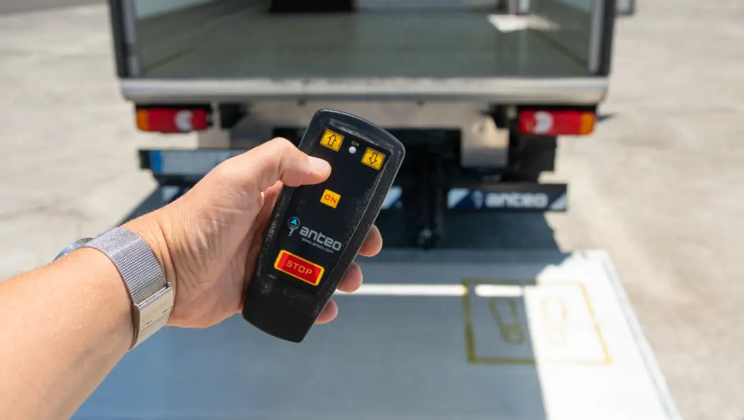 ADA Réunion location, Catégorie Camion cellule 15m³