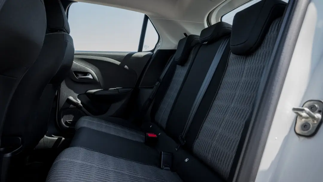 ADA Réunion location, catégorie auto-école