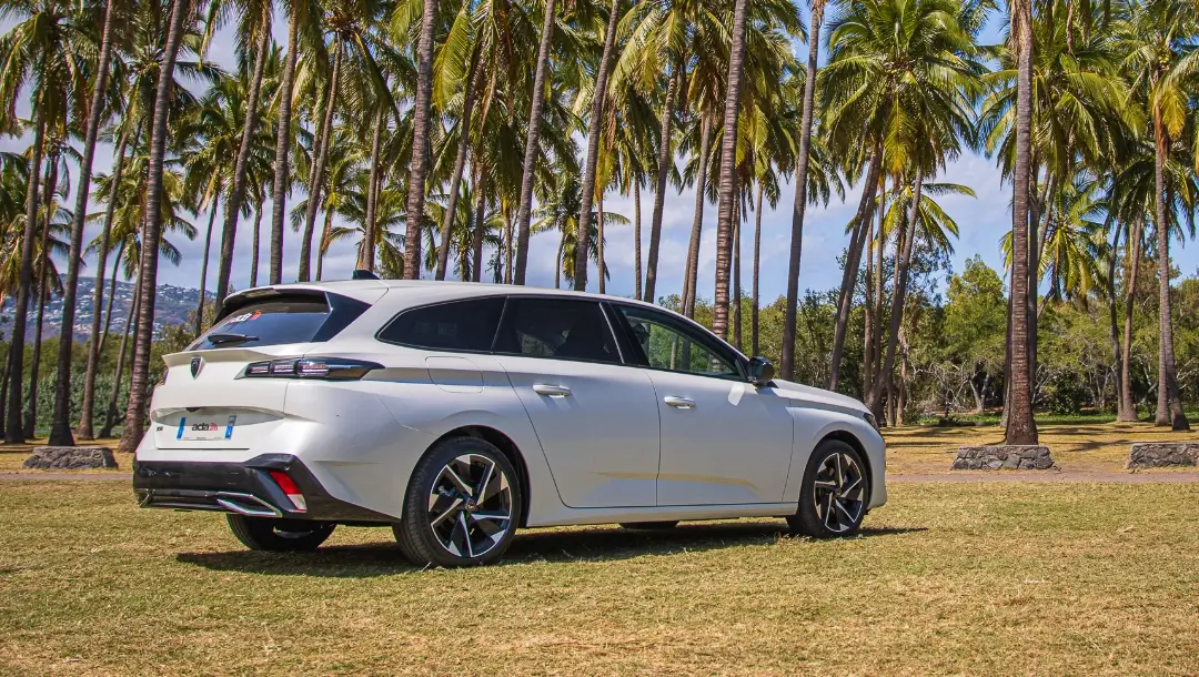 ADA Réunion location, catégorie break et monospace