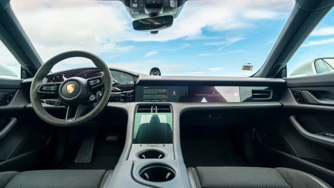 ADA Réunion location, catégorie électrique