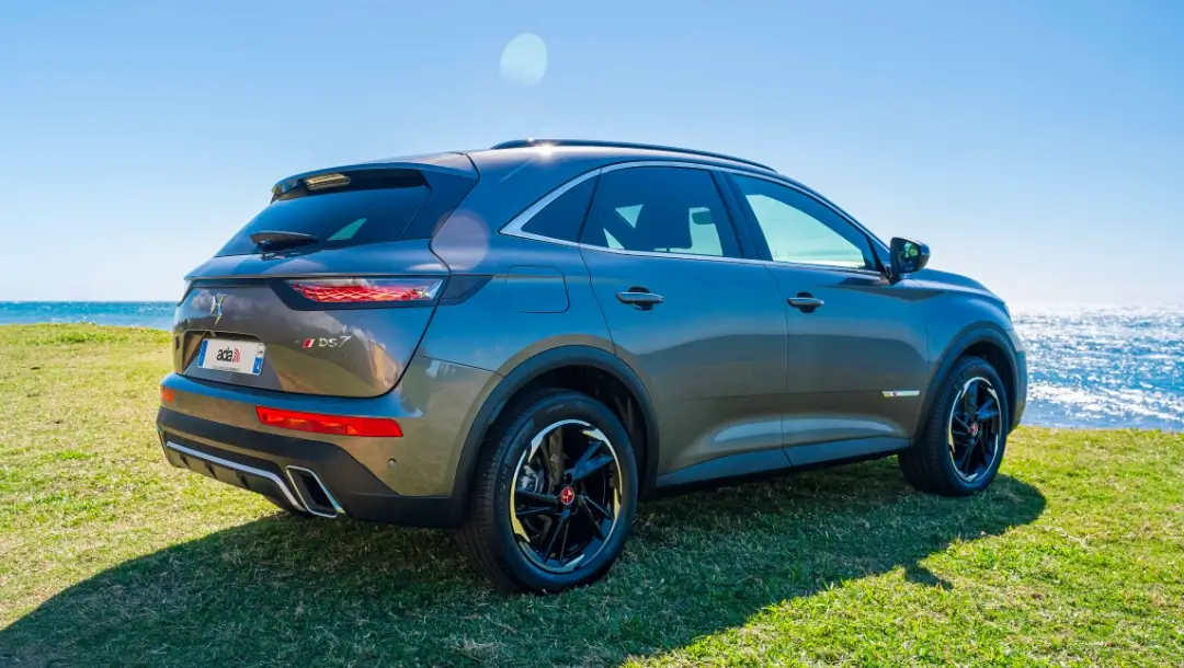 ADA Réunion location, catégorie hybride