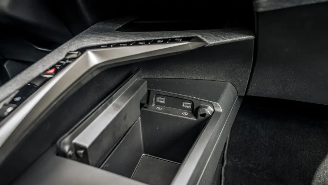 ADA Réunion location, catégorie hybride