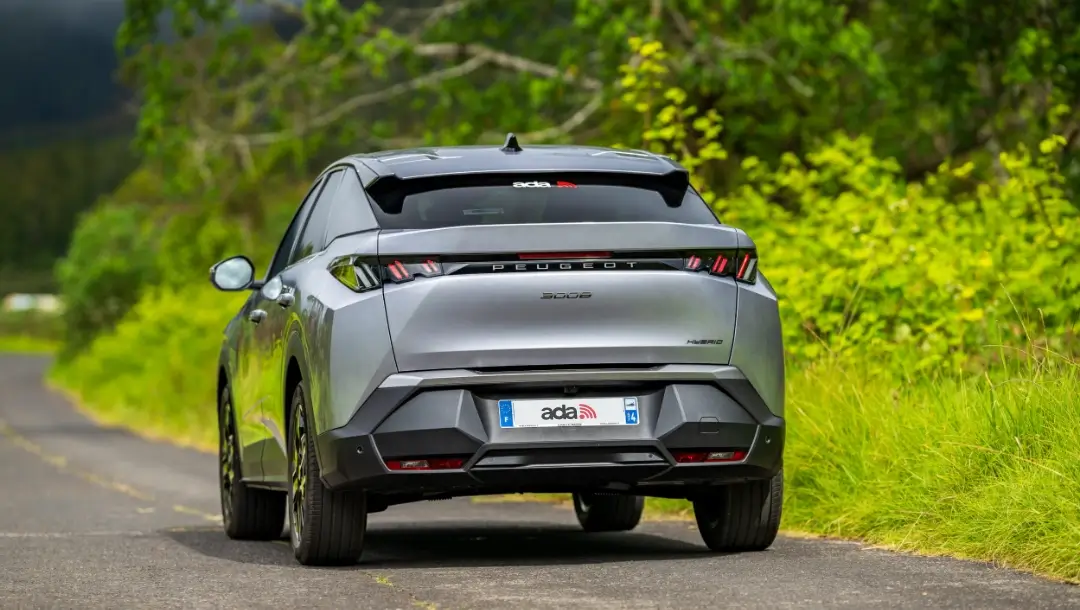 ADA Réunion location, catégorie hybride