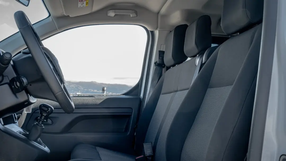 ADA Réunion location, catégorie Minibus