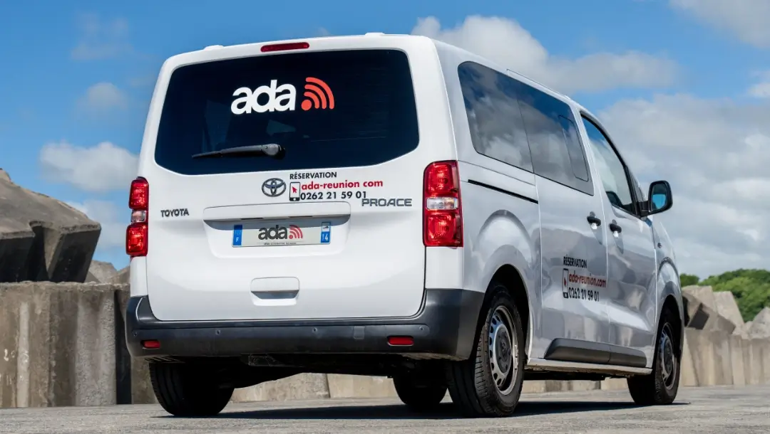 ADA Réunion location, catégorie Minibus