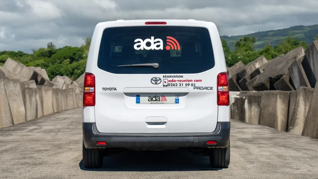 ADA Réunion location, catégorie Minibus