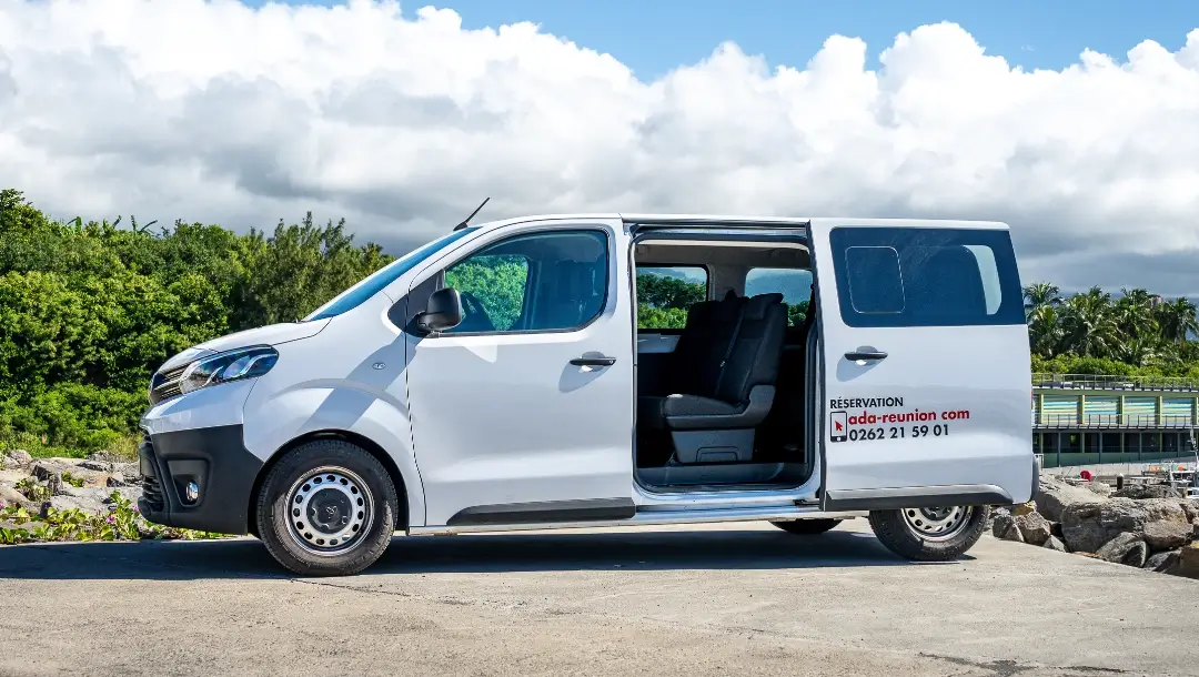 ADA Réunion location, catégorie Minibus
