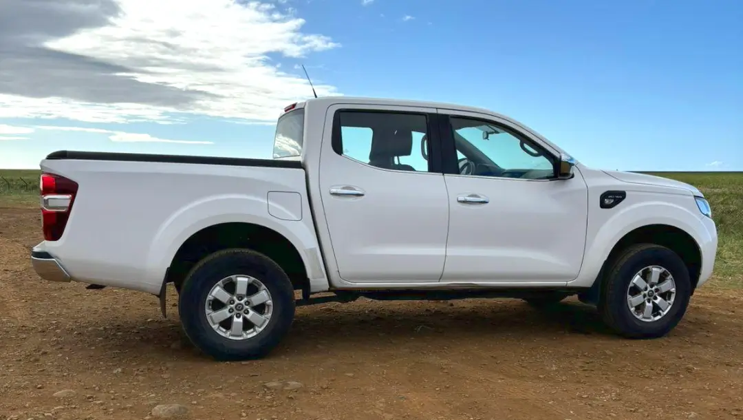 ADA Réunion location, catégorie Pick-Up - Renault Alaskan 4x4