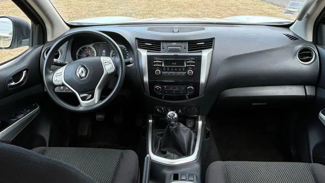 ADA Réunion location, catégorie Pick-Up - Renault Alaskan 4x4