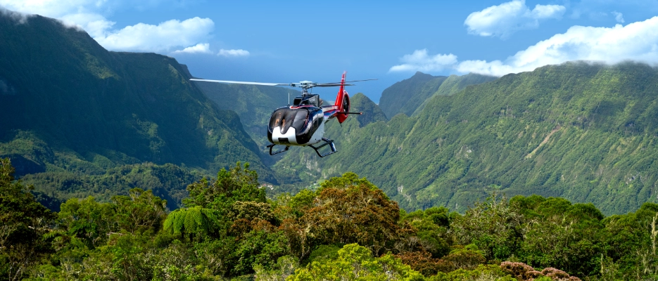 Découvrez La Réunion vue du ciel en hélicoptère