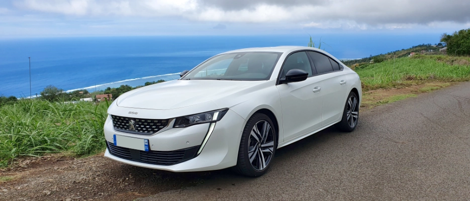 location Peugeot 508 GT pour mariage à la Réunion